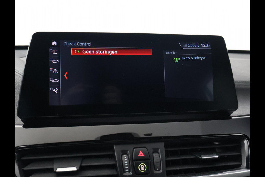 BMW X1 xDrive25e 220 PK BUSINESS EDITION + TREKHAAK | HEAD-UP | SFEERVERL. | CAMERA | STOELVERW.