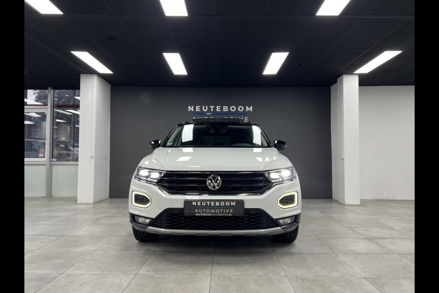 Volkswagen T-Roc 1.5 TSI | ACC | Camera | Pano | Virtual
