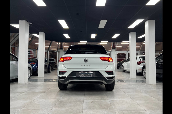 Volkswagen T-Roc 1.5 TSI | ACC | Camera | Pano | Virtual