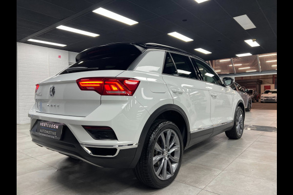 Volkswagen T-Roc 1.5 TSI | ACC | Camera | Pano | Virtual