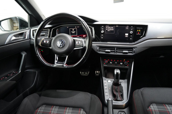 Volkswagen Polo 2.0 TSI GTI VIRTUAL KEYLESS BEATS CAMERA