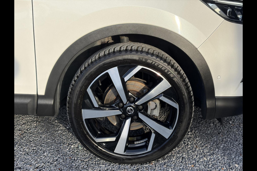 Nissan QASHQAI 1.2 Tekna + ✓360° Camera✓2e Eigenaar✓Pano✓Navi✓Leder✓Keyless✓Stoelverw✓116pk✓Pdc V+A✓Lm velgen✓Net beurt gehad✓Clima✓Cruise✓Rijstrooksensor✓6 Bak✓Dodehoeksenor✓Lm velgen✓N.A.P✓Apk tot 12-2027