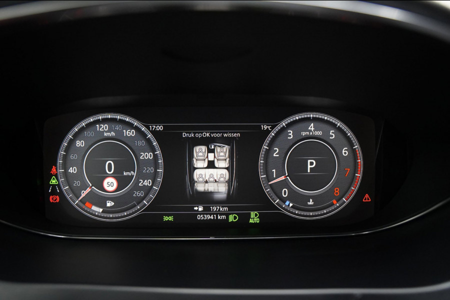 Jaguar E-Pace 2.0 P300 AWD R-Dynamic HSE PANO SFEER TREKH