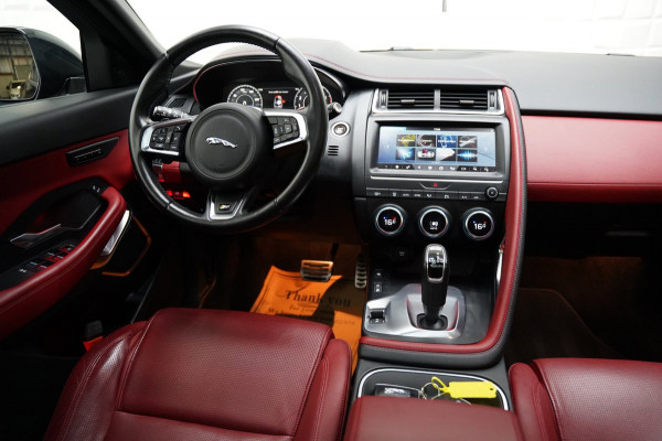 Jaguar E-Pace 2.0 P300 AWD R-Dynamic HSE PANO SFEER TREKH