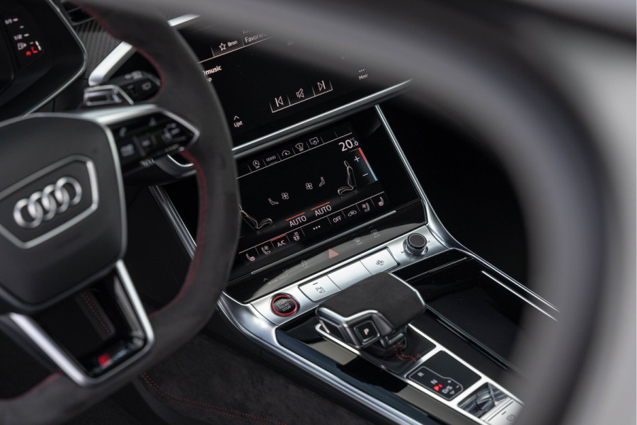 Audi RS6 Avant 4.0 TFSI Quattro Keramisch Dynamic+ Vossen Full PPF Eventuri Luchtv.
