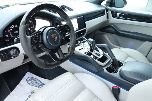 Porsche Cayenne Coupé 3.0 E-Hybrid | Sport Chrono | ACC | Bose | Sterrenhemel!