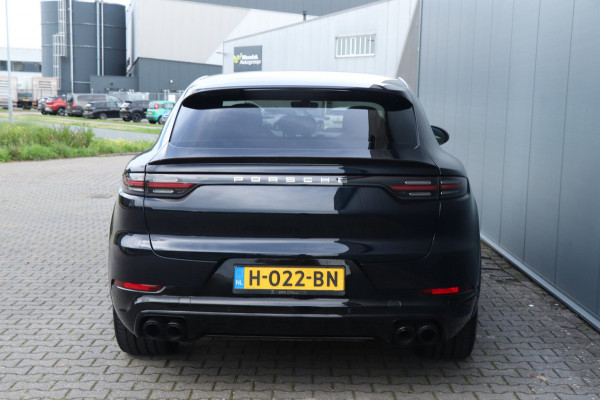 Porsche Cayenne Coupé 3.0 E-Hybrid | Sport Chrono | ACC | Bose | Sterrenhemel!