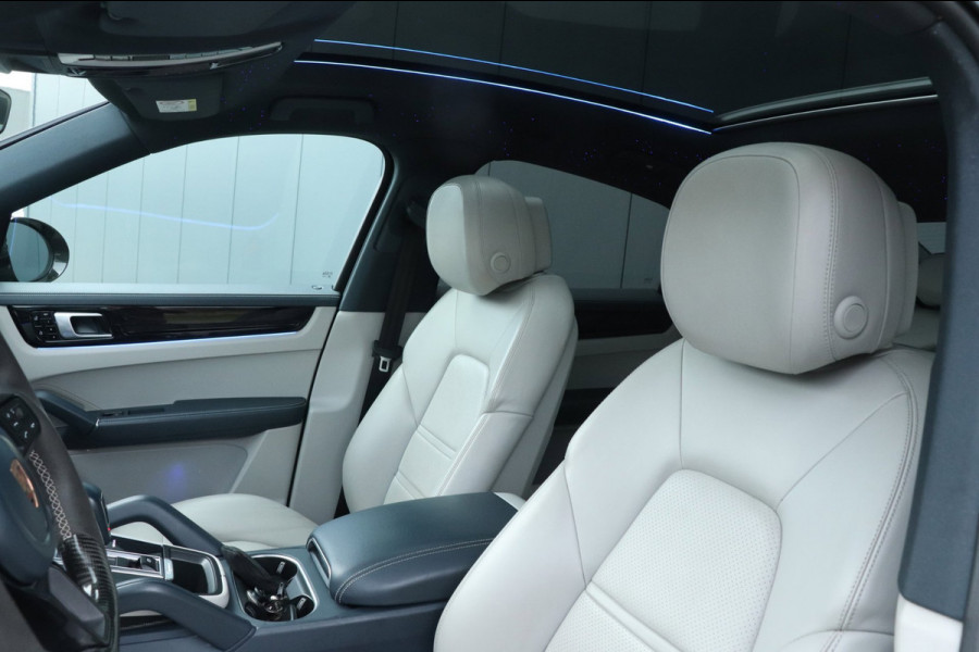 Porsche Cayenne Coupé 3.0 E-Hybrid | Sport Chrono | ACC | Bose | Sterrenhemel!