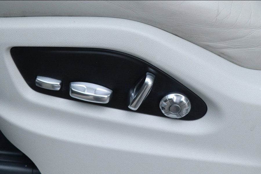 Porsche Cayenne Coupé 3.0 E-Hybrid | Sport Chrono | ACC | Bose | Sterrenhemel!