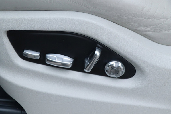 Porsche Cayenne Coupé 3.0 E-Hybrid | Sport Chrono | ACC | Bose | Sterrenhemel!