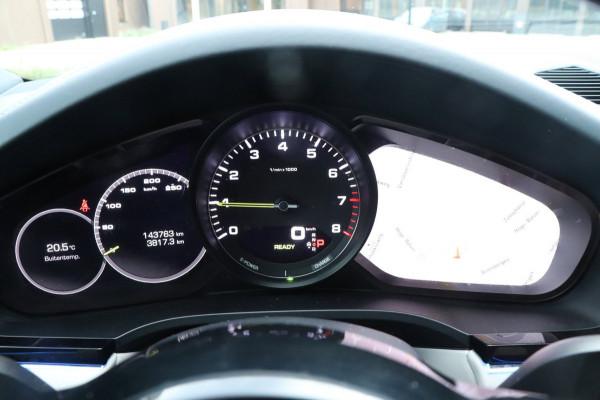 Porsche Cayenne Coupé 3.0 E-Hybrid | Sport Chrono | ACC | Bose | Sterrenhemel!