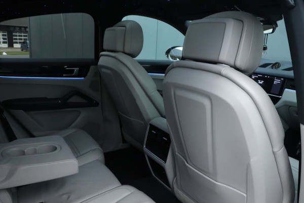 Porsche Cayenne Coupé 3.0 E-Hybrid | Sport Chrono | ACC | Bose | Sterrenhemel!