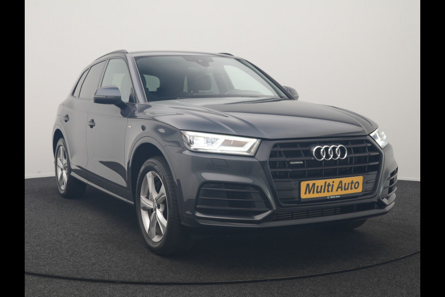 Audi Q5 50 TFSI e Quattro 2x S Line PHEV 300pk | Trekhaak Af Fabriek | Virtual Cockpit | Camera | Sportstoelen Verwarmd | Keyless | Blis | Apple Carplay | Navigatie | DAB | Cruise Control | Plug In Hybrid |