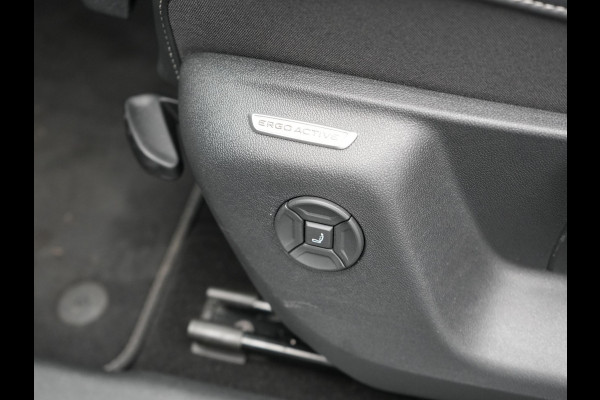 Volkswagen Tiguan 1.5 eHybrid R-Line Business 272pk Dealer O.H. | Adaptive Cruise | Head Up | 360 Camera | IQ Light | Sportstoelen Massage & Verwarmd | Stuur Verwarmd | Sfeerverlichting | Apple Carplay | Blis | Navigatie | DAB | Plug In Hybrid |