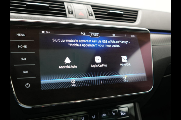 Škoda Superb Combi 1.4 TSI iV Sportline Business PHEV 218pk Dealer O.H. | Trekhaak Af Fabriek | Panodak | 360 Camera | Alcantara Sportstoelen Memory & Verwarmd | Sfeerverlichting | Keyless | Blis | Crystal LED | Navigatie | DAB | Plug In Hybrid |