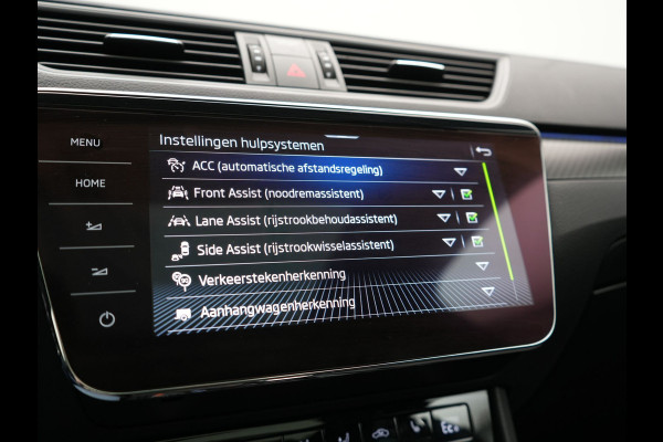 Škoda Superb Combi 1.4 TSI iV Sportline Business PHEV 218pk Dealer O.H. | Trekhaak Af Fabriek | Panodak | 360 Camera | Alcantara Sportstoelen Memory & Verwarmd | Sfeerverlichting | Keyless | Blis | Crystal LED | Navigatie | DAB | Plug In Hybrid |