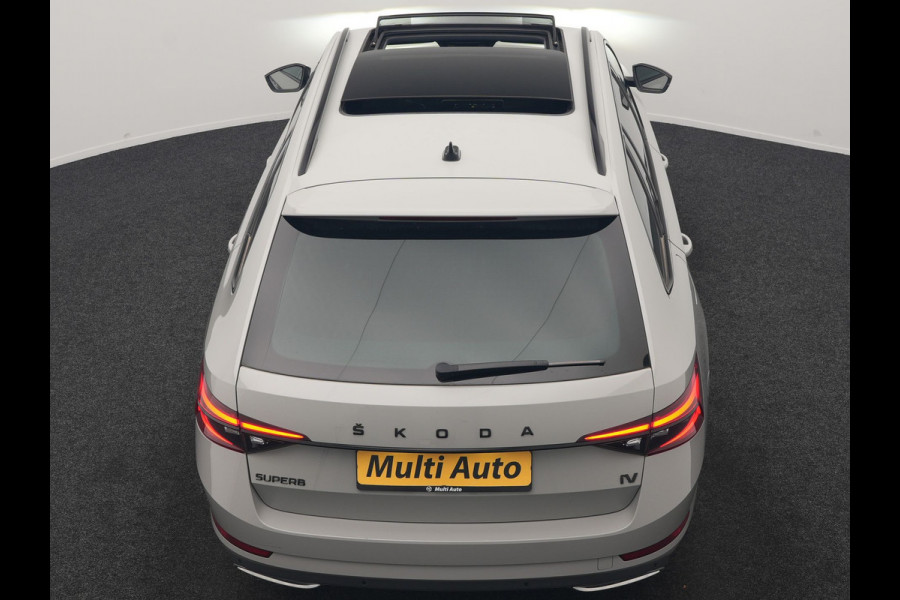 Škoda Superb Combi 1.4 TSI iV Sportline Business PHEV 218pk Dealer O.H. | Trekhaak Af Fabriek | Panodak | 360 Camera | Alcantara Sportstoelen Memory & Verwarmd | Sfeerverlichting | Keyless | Blis | Crystal LED | Navigatie | DAB | Plug In Hybrid |