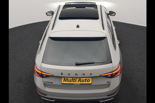 Škoda Superb Combi 1.4 TSI iV Sportline Business PHEV 218pk Dealer O.H. | Trekhaak Af Fabriek | Panodak | 360 Camera | Alcantara Sportstoelen Memory & Verwarmd | Sfeerverlichting | Keyless | Blis | Crystal LED | Navigatie | DAB | Plug In Hybrid |