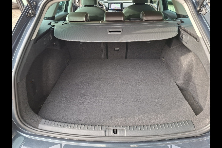 Seat Leon Sportstourer 1.4 TSI PHEV XCELLENCE Automaat * Navigatiesysteem * Elek. Trekhaak * Parkeercamera *