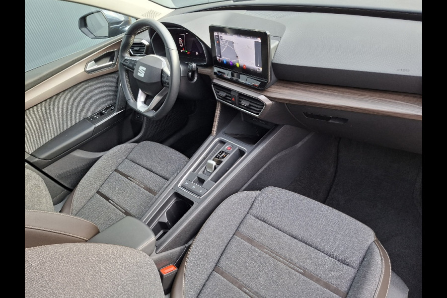 Seat Leon Sportstourer 1.4 TSI PHEV XCELLENCE Automaat * Navigatiesysteem * Elek. Trekhaak * Parkeercamera *