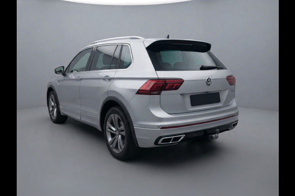 Volkswagen Tiguan 1.4 TSI eHybrid 245pk PHEV R-Line | Panorama | Trekhaak | Leer | Keyless