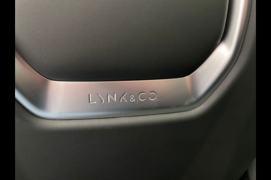 Lynk & Co 01 1.5 More Leder| Pano | Stoel+Stuurwielverwarming | Keyless