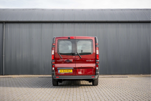 Renault Trafic 2.0 dCi 150 L2H1 | Automaat | 5-Zits | 150 PK | Camera | Cruise | Navi | Airco