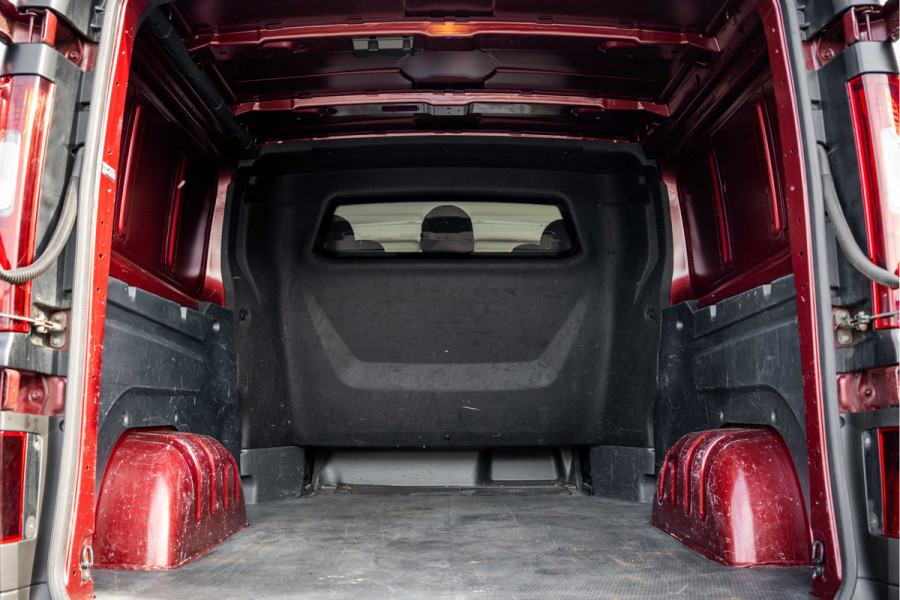 Renault Trafic 2.0 dCi 150 L2H1 | Automaat | 5-Zits | 150 PK | Camera | Cruise | Navi | Airco