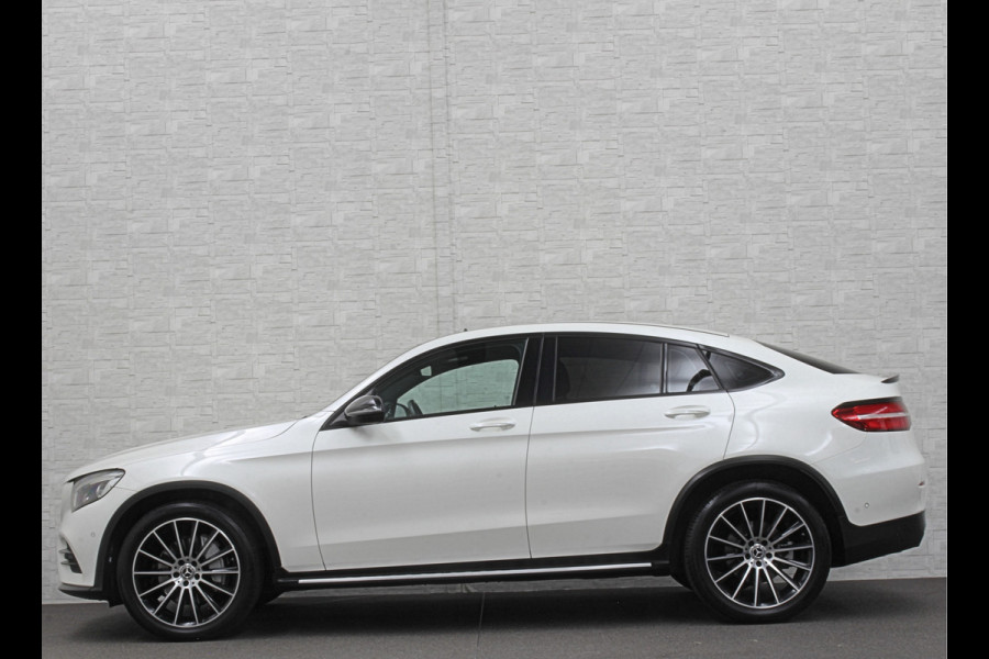 Mercedes-Benz GLC Coupé 250 4MATIC AMG-Line | Panorama | Trekhaak | 21 Inch | Night-Pakket | Carplay | Achteruitrij-Camera | Sound-Upgrade | Stoelverwarming | Full-LED | Navigatie |