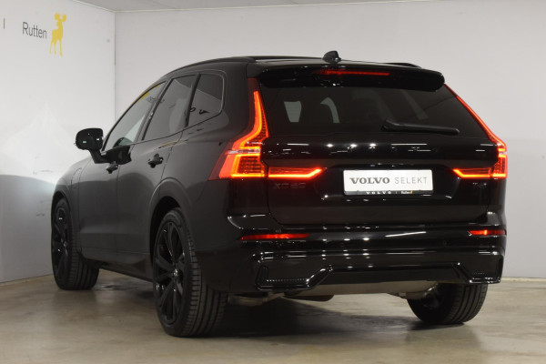 Volvo XC60 T6 350PK Plug-in hybrid AWD Ultra Black Edition / Luchtvering / Bowers & Wilkins / Adaptive Cruise control / Head-up Display / Elektrische stoelen met geheugen / Massagefunctie voorstoelen / Stoelverwarming V+A / Stoelventilatie / Stuurverwarming / 360 Camera /