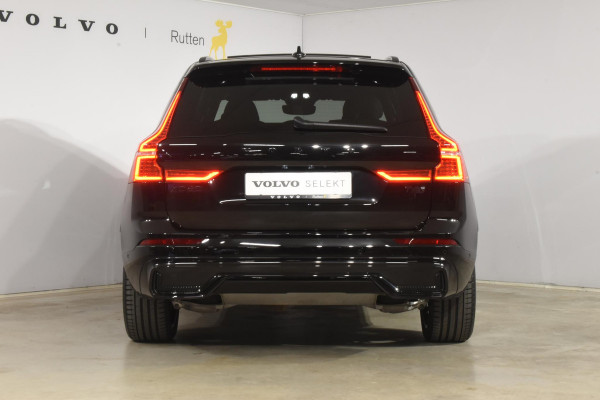 Volvo XC60 T6 350PK Plug-in hybrid AWD Ultra Black Edition / Luchtvering / Bowers & Wilkins / Adaptive Cruise control / Head-up Display / Elektrische stoelen met geheugen / Massagefunctie voorstoelen / Stoelverwarming V+A / Stoelventilatie / Stuurverwarming / 360 Camera /