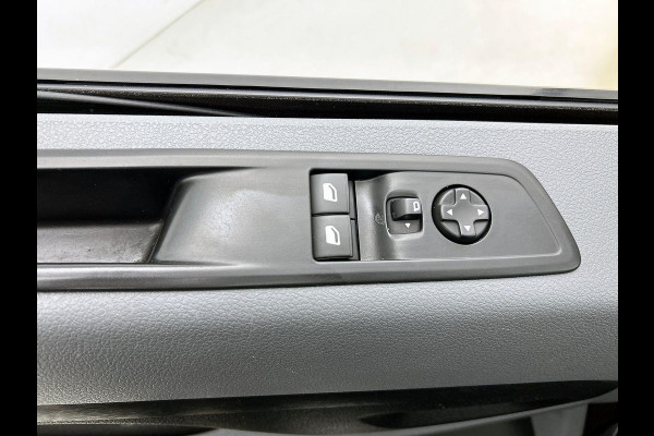 Opel Vivaro Combi 1.5 CDTI L3H1 9persoons PERSONENBUS Prijs is incl. BTW/BPM Navigatie Apple Carplay/ Android Auto Airco Cruise control Radio Parkeersensoren