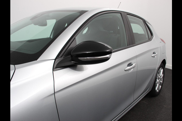 Opel Corsa 1.2 Edition Navigatie Apple Carplay/Android Auto Airco Camera Parkeer sensoren Cruise Control Lichtmetalen Velgen