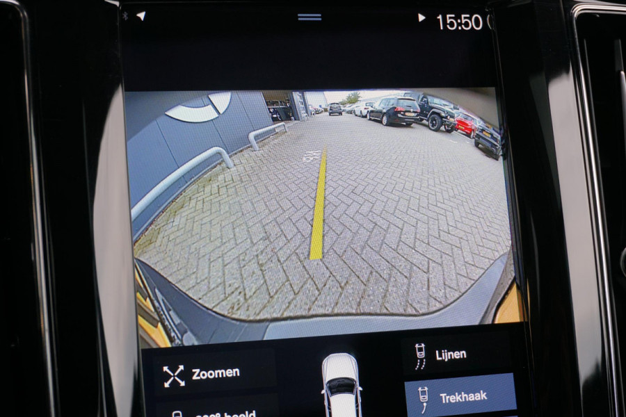 Volvo XC60 2.0 B5 Inscription + PANORAMA / 360 CAMERA / LEDER / TREKHAAK /