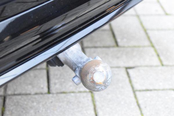 Volvo V60 T6 350PK Plug-in hybrid AWD Plus Dark / Adaptive Cruise Control / 360 Camera / Harman Kardon / Stoel- en stuurverwarming / Stoelverwarming achter / Trekhaak elektrisch wegklapbaar / Elektrische stoelen met geheugen