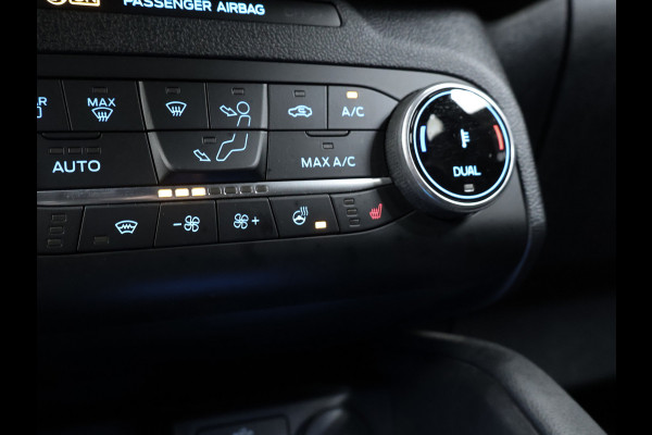 Ford Kuga 2.5 PHEV ST-Line X (APPLE CARPLAY,NAVI,CAMERA V/A,PDC,STOEL/STUUR VERWARMING,GETINT,LED,SPORTSTOELEN,LM VELGEN)