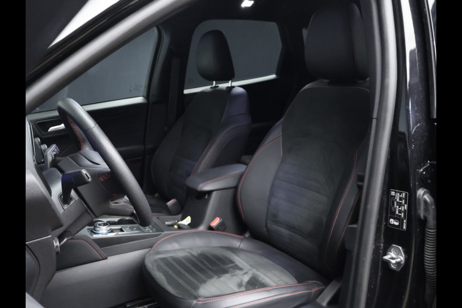 Ford Kuga 2.5 PHEV ST-Line X (APPLE CARPLAY,NAVI,CAMERA V/A,PDC,STOEL/STUUR VERWARMING,GETINT,LED,SPORTSTOELEN,LM VELGEN)