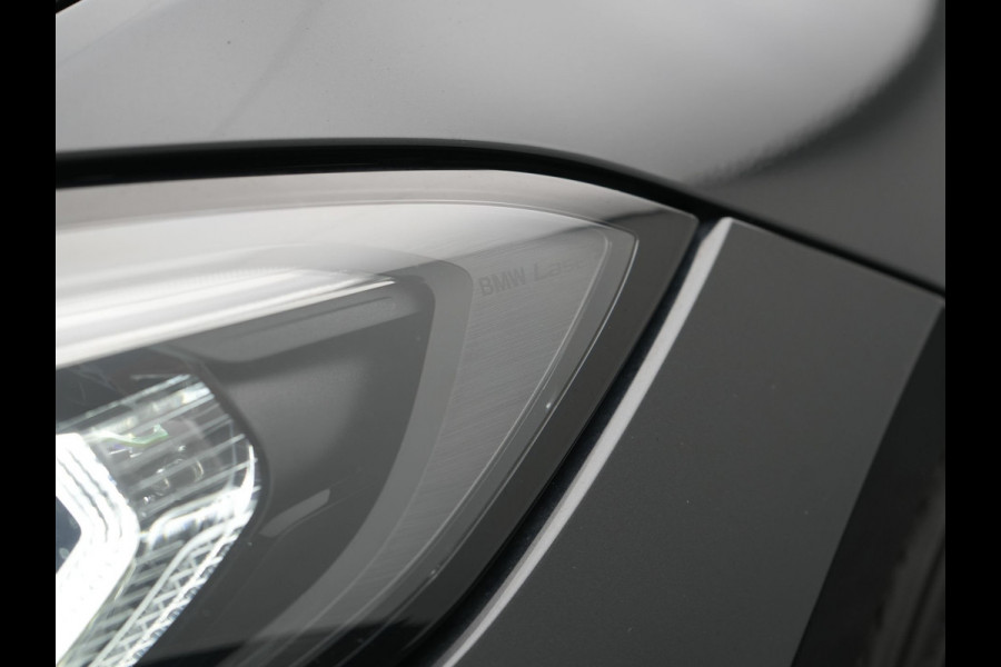 BMW 3 Serie Touring 320e M Sport PHEV Dealer O.H. | Trekhaak Af Fabriek | Panodak | Adaptive Cruise | Laser LED | Camera | Alcantara Sportstoelen Verwarmd | Sfeerverlichting | Keyless | Blis | Apple Carplay | Navigatie | DAB | Plug In Hybrid