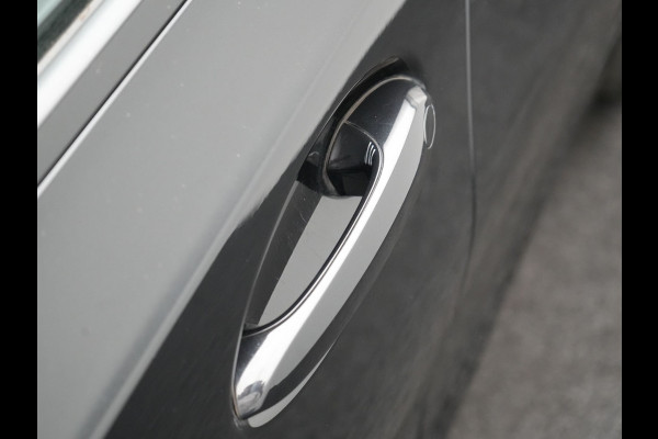 BMW 3 Serie Touring 320e M Sport PHEV Dealer O.H. | Trekhaak Af Fabriek | Panodak | Adaptive Cruise | Laser LED | Camera | Alcantara Sportstoelen Verwarmd | Sfeerverlichting | Keyless | Blis | Apple Carplay | Navigatie | DAB | Plug In Hybrid