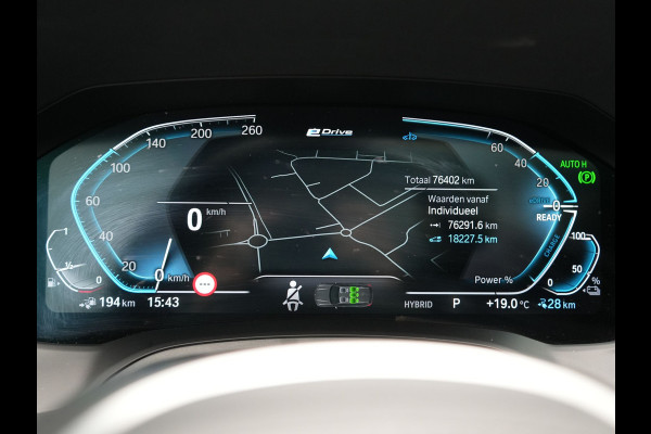 BMW 3 Serie Touring 320e M Sport PHEV Dealer O.H. | Trekhaak Af Fabriek | Panodak | Adaptive Cruise | Laser LED | Camera | Alcantara Sportstoelen Verwarmd | Sfeerverlichting | Keyless | Blis | Apple Carplay | Navigatie | DAB | Plug In Hybrid