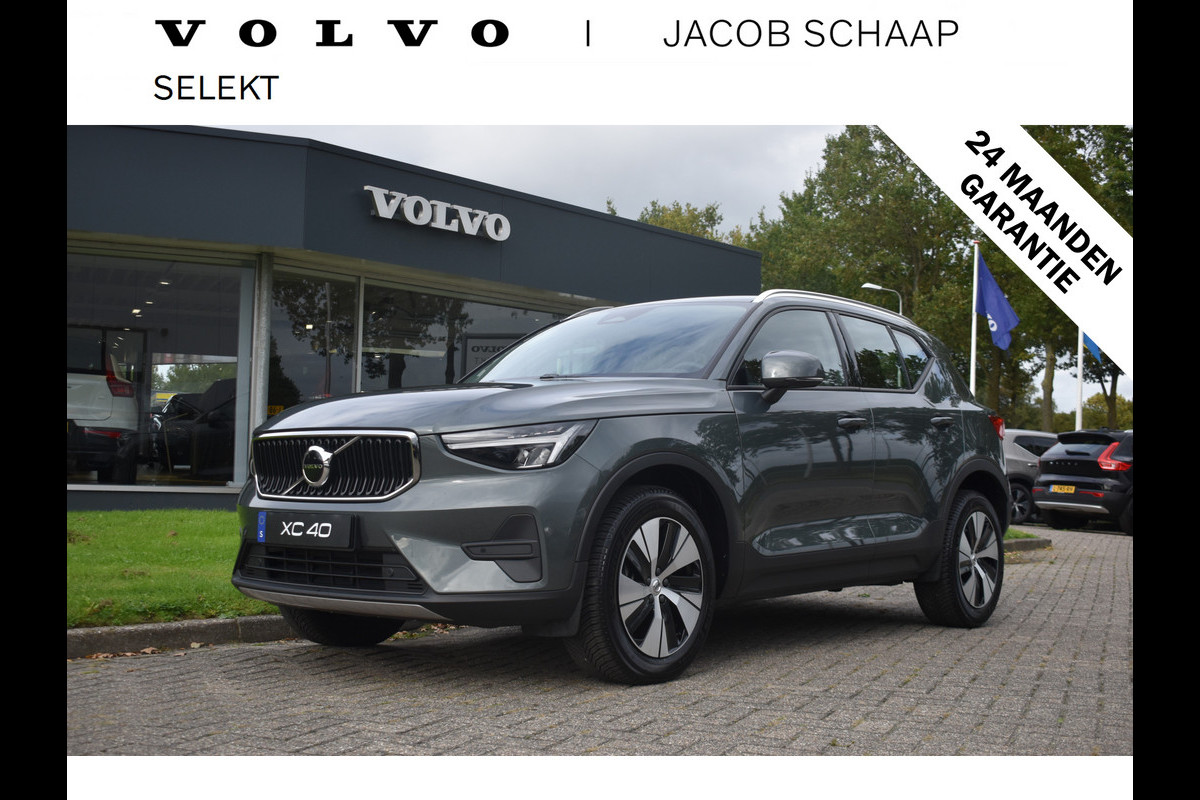 Volvo XC40 B3 Core | Leder |  ACC | Stoel stuurwiel verwarmd | Camera + PDC |