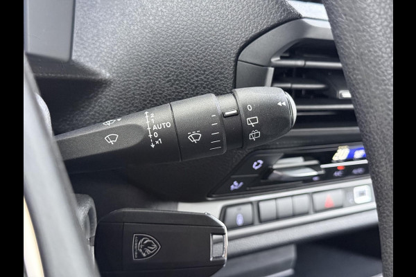 Peugeot e-Expert Long 75 kWh L3 9pl | SOH 95% | CAMERA | NAVIGATIE | BTW VERREKENBAAR | LED | CLIMA | FABRIEKSGARANTIE TOT 11-2027 | ALL-IN PRIJS