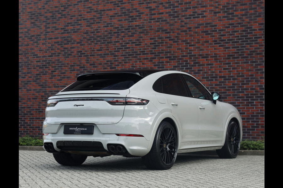 Porsche Cayenne Coupé 3.0 E-Hybrid | Pano - Sport Chrono - BOSE