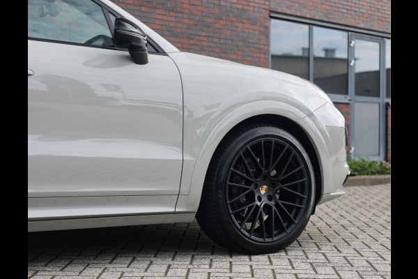 Porsche Cayenne Coupé 3.0 E-Hybrid | Pano - Sport Chrono - BOSE