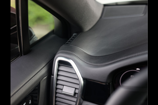 Porsche Cayenne Coupé 3.0 E-Hybrid | Pano - Sport Chrono - BOSE