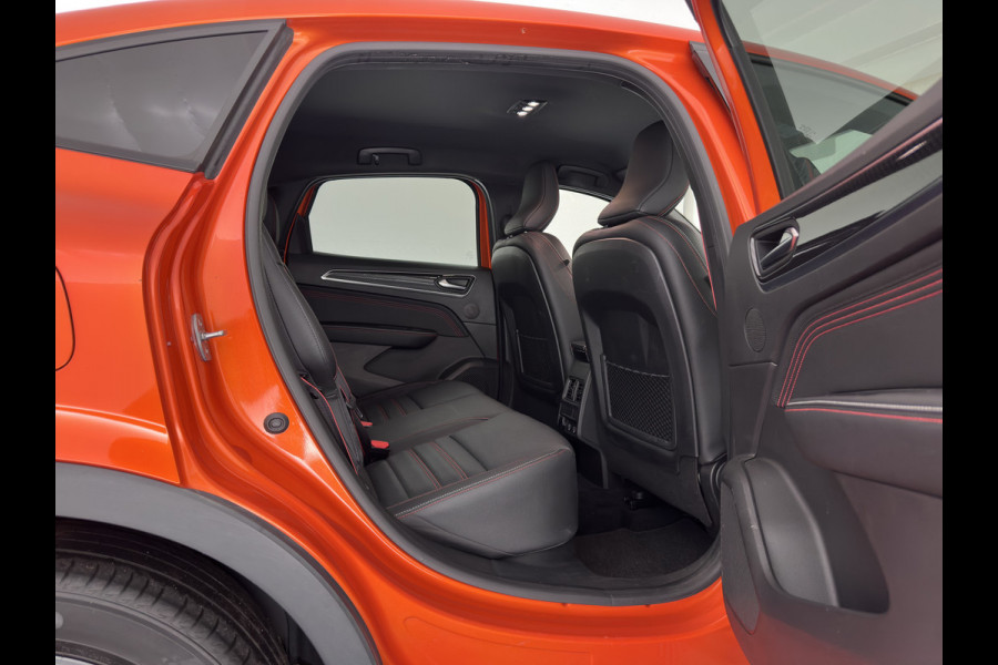 Renault Arkana 1.6 E-Tech Hybrid 145 R.S. Line (INCL-BTW) Aut. *LEATHER | FULL-LED | BLINDSPOT | CAMERA | BOSE-AUDIO | HEATED-SPORTSEATS | KEYLESS | AMBIENTLIGHT | DIGI-COCKPIT | PRIVACY-GLASS | NAVI-FULLMAP | ECC | ADAPTIVE-CRUISE | 18"A