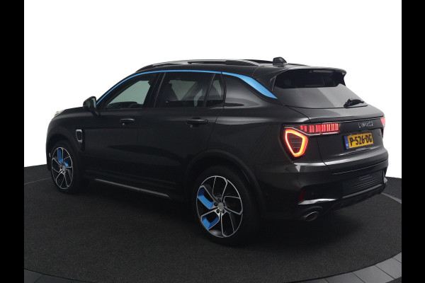 Lynk & Co 01 1.5*PLUG-IN*NAVI*PANO*CAM*ACC*CARPLAY*ECC*LED*