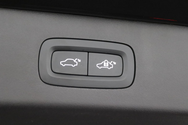 Lynk & Co 01 1.5*PLUG-IN*NAVI*PANO*CAM*ACC*CARPLAY*ECC*LED*