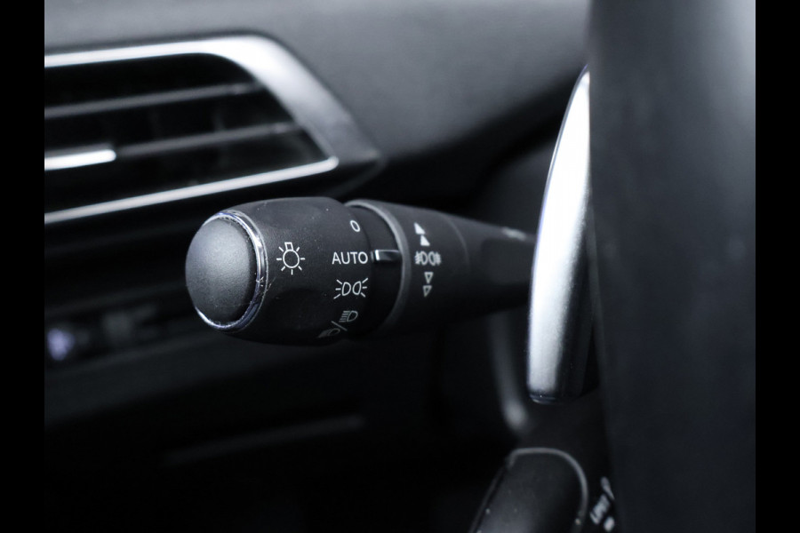 Peugeot 3008 1.2 PureTech Crossway Sport (APPLE CARPLAY,NAVI,CAMERA,360 VIEW,CLIMATE,CRUISE,SPORTSTOELEN,LM VELGEN,NETTE STAAT)