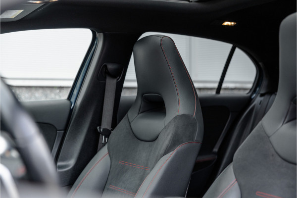 Mercedes-Benz A-Klasse 250 e AMG Line Pano / Sfeerverlichting / Carplay / Night Pakket / 18inch /